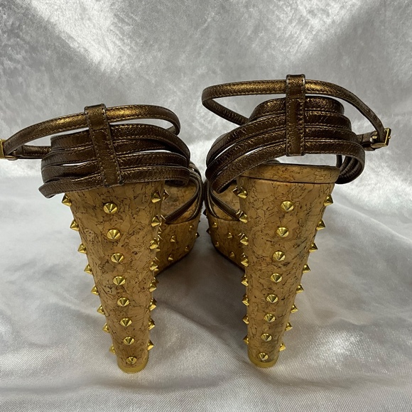 Gucci Studded Cork Platform Wedge Sandals Bronze Gold Leather EU 39.5 - Picture 9 of 12